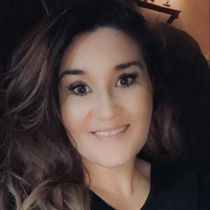 Meet your Posher, Lydia